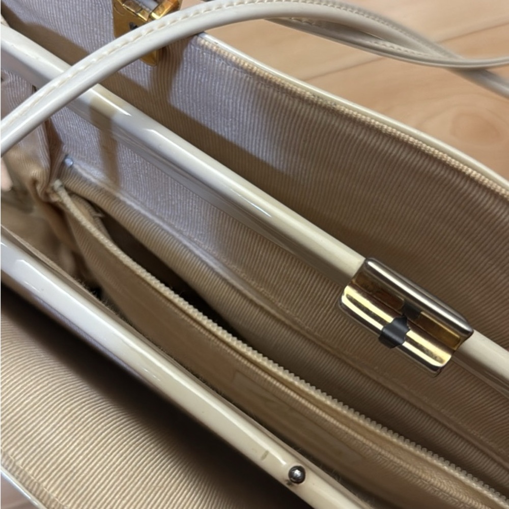 Vintage Rectangular Off White Shoulder Handbag/Pu… - image 6